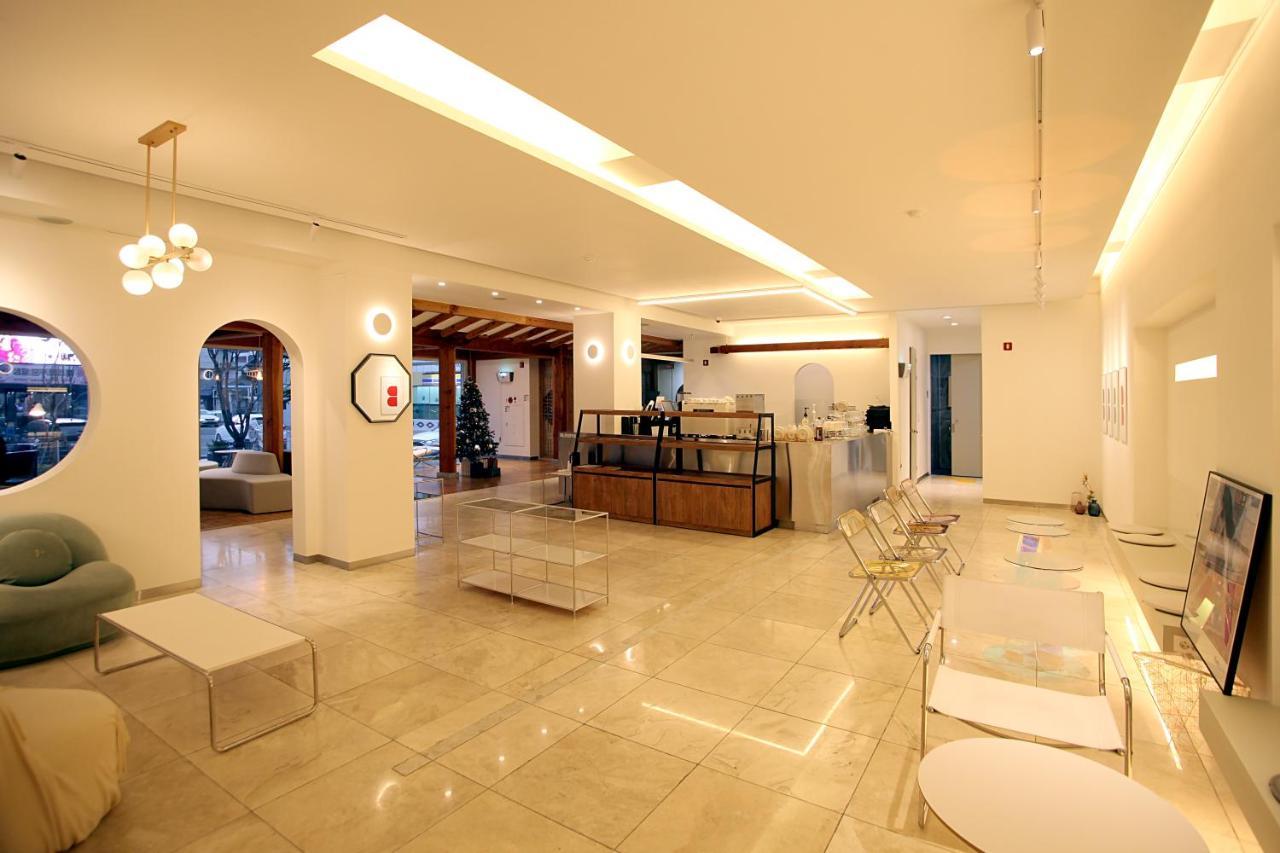 Jeonju Hanok Taejogung Hotel Екстер'єр фото