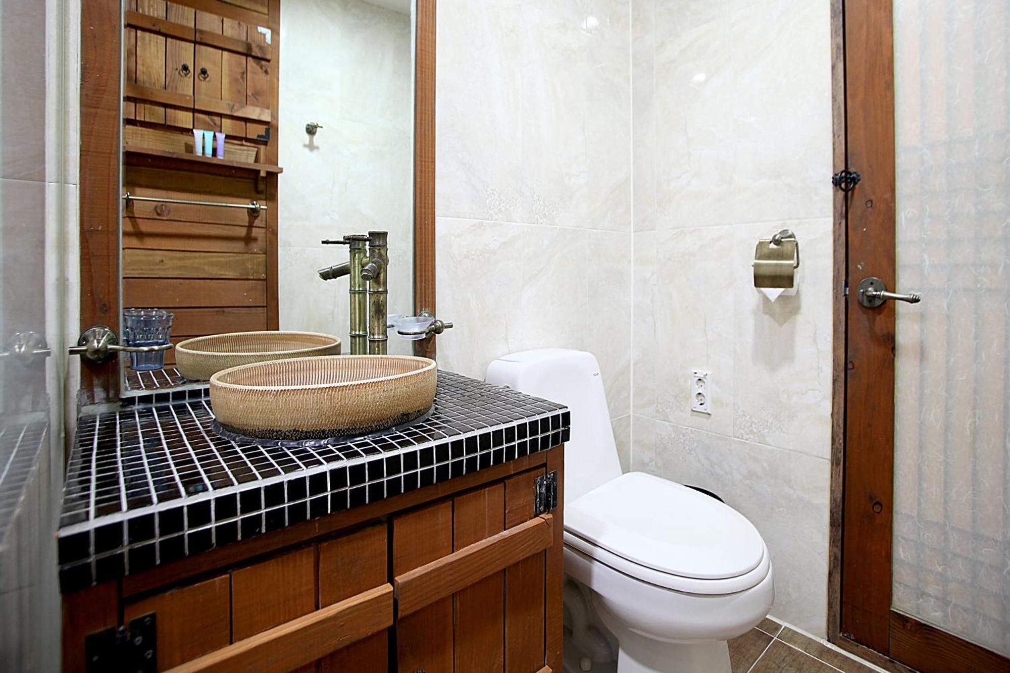 Jeonju Hanok Taejogung Hotel Номер фото